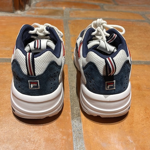 Fila shoes - Picture 2 of 6